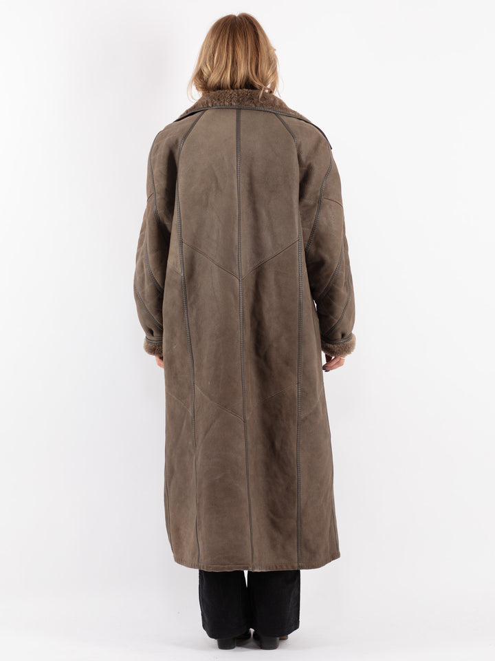 Vintage 70's Women Sheepskin Coat in Brown