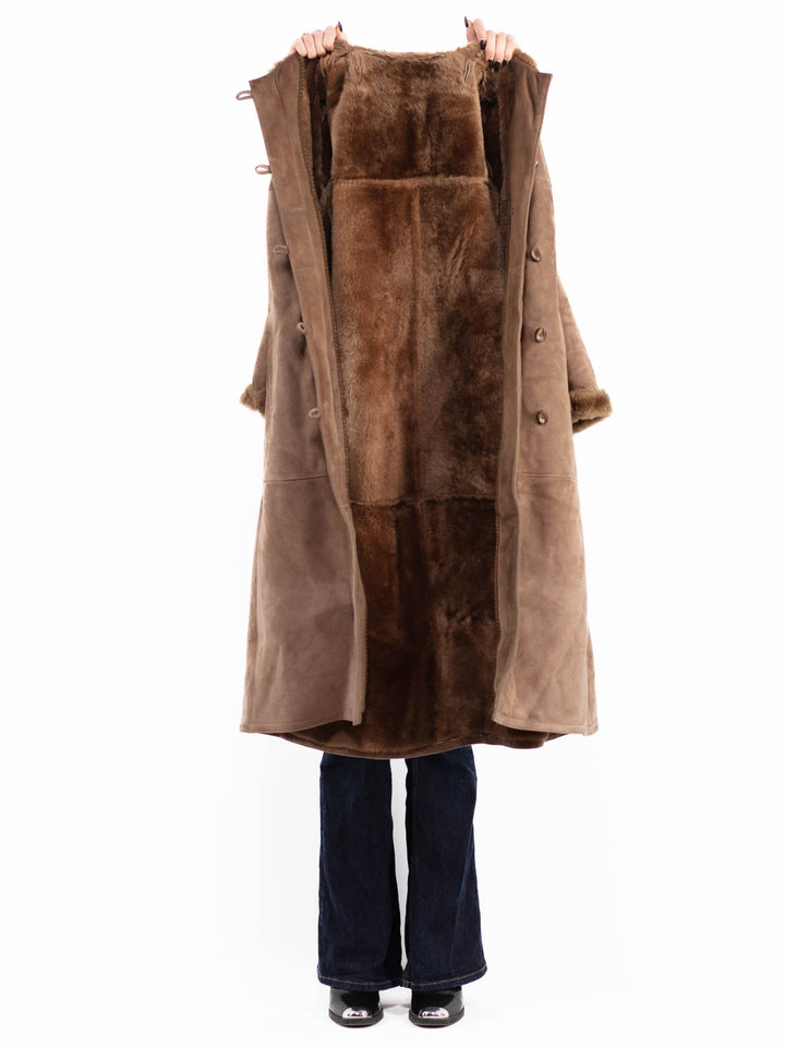 Vintage 70's Women Hooded Sheepskin Long Coat in Brown