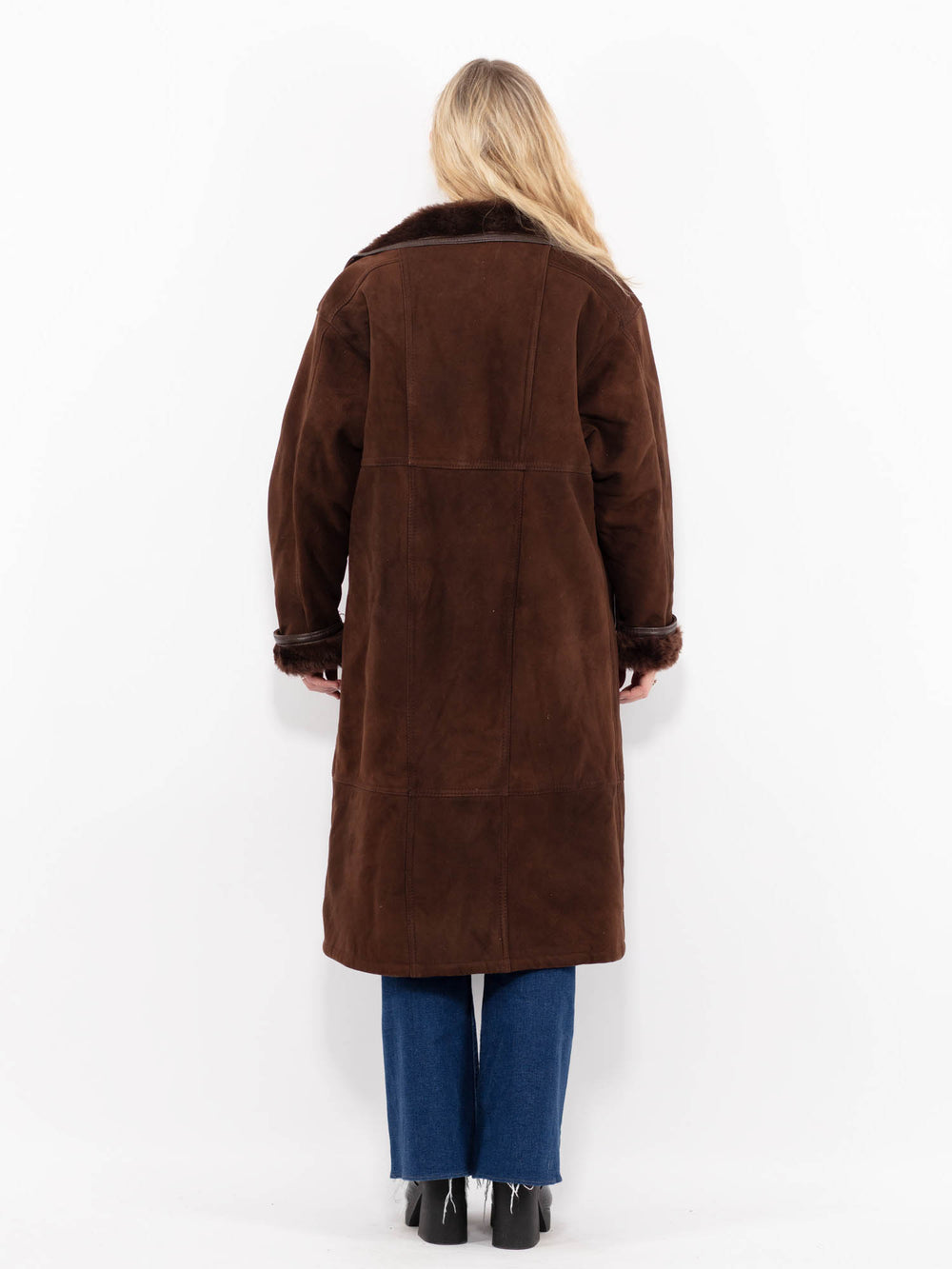 Vintage 70's Women Sheepskin Coat in BrownA1046