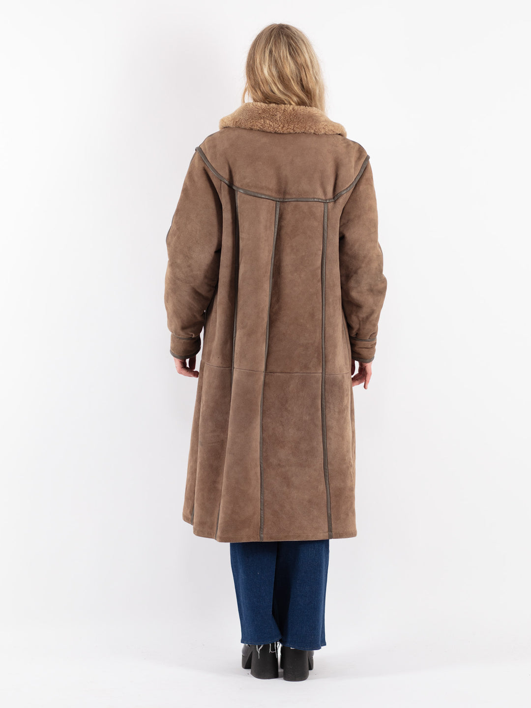 Vintage 70's Women Sheepskin Coat in Beige