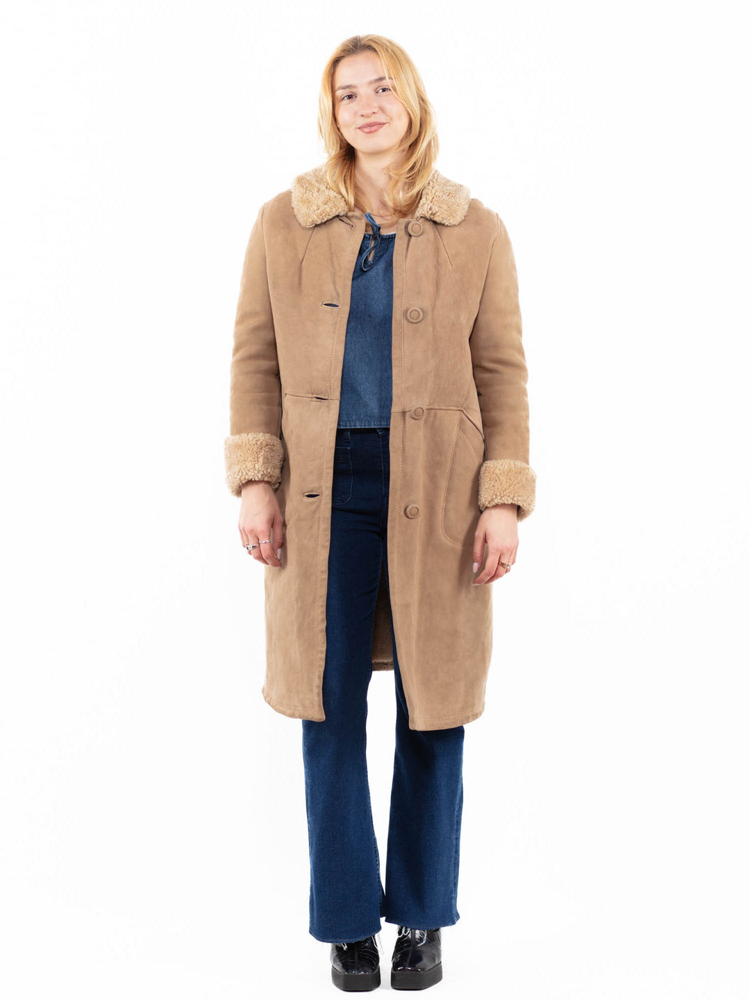 Vintage 70's Women Sheepskin Coat in BeigeA0107