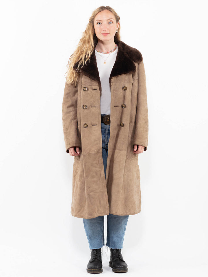 Vintage 70's Women Sheepskin Coat in BeigeA0317