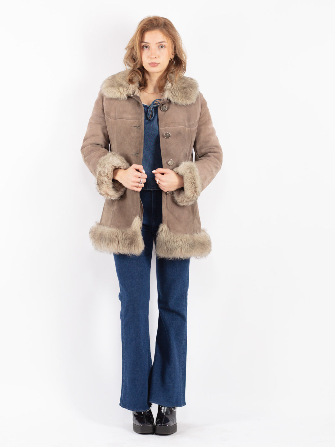 Vintage 70's Women Sheepskin Coat in Beige