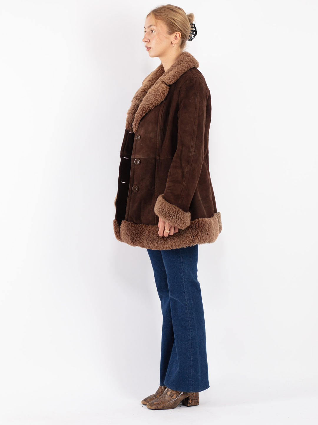 Vintage 70's Women Sheepskin Coat in Brown