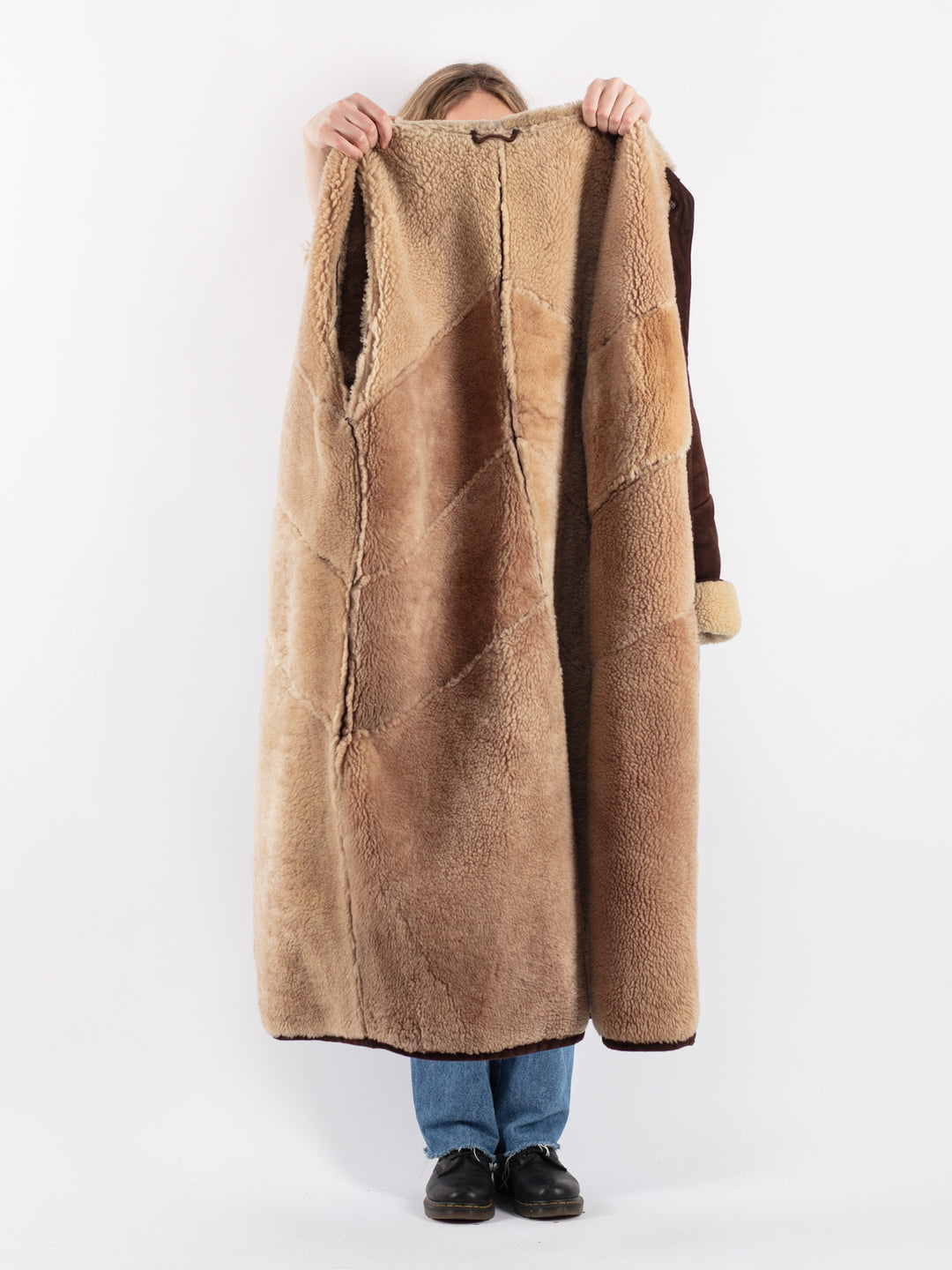 Vintage 70's Women Sheepskin Coat in Brown