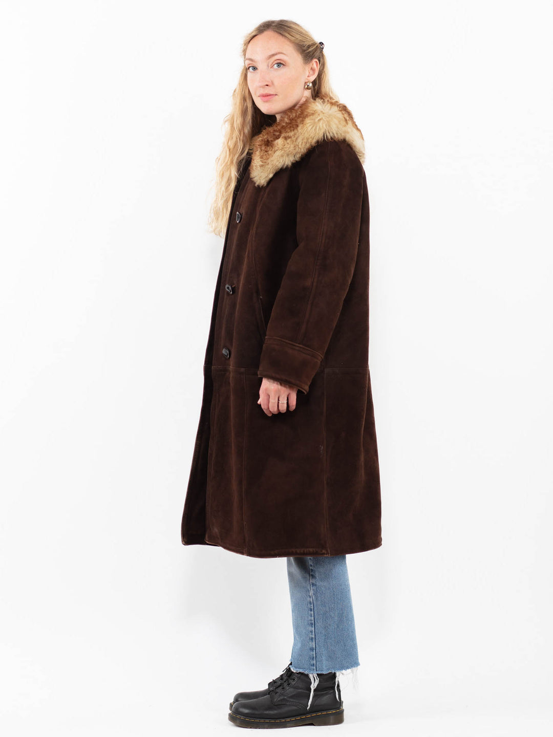 Vintage 70's Women Sheepskin Coat in BrownA0321