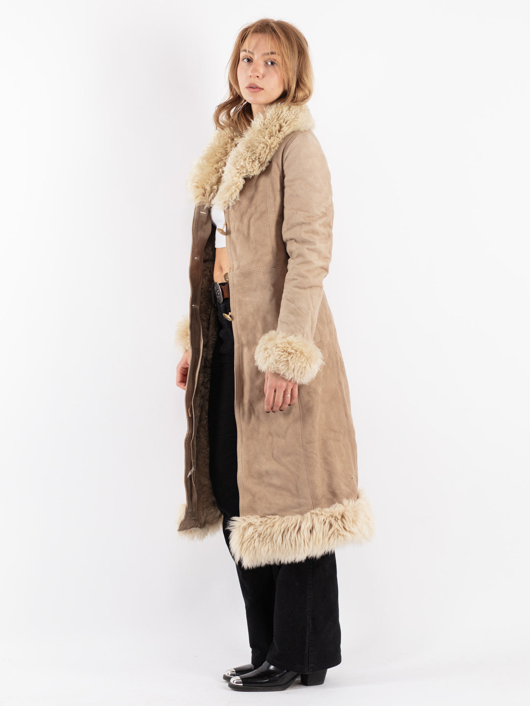 Vintage 70's Women Sheepskin Coat in Beige