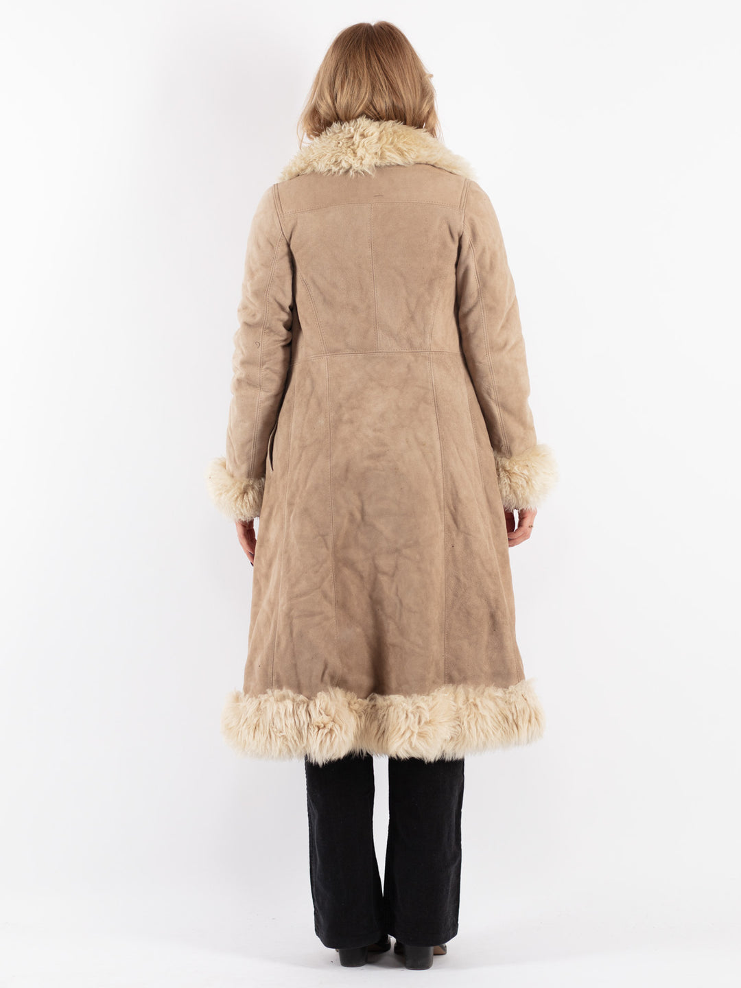 Vintage 70's Women Sheepskin Coat in Beige