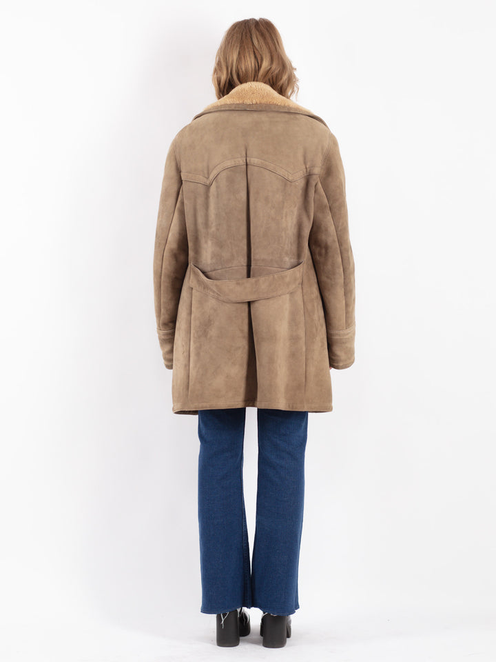 Vintage 70's Women Sheepskin Coat in Beige
