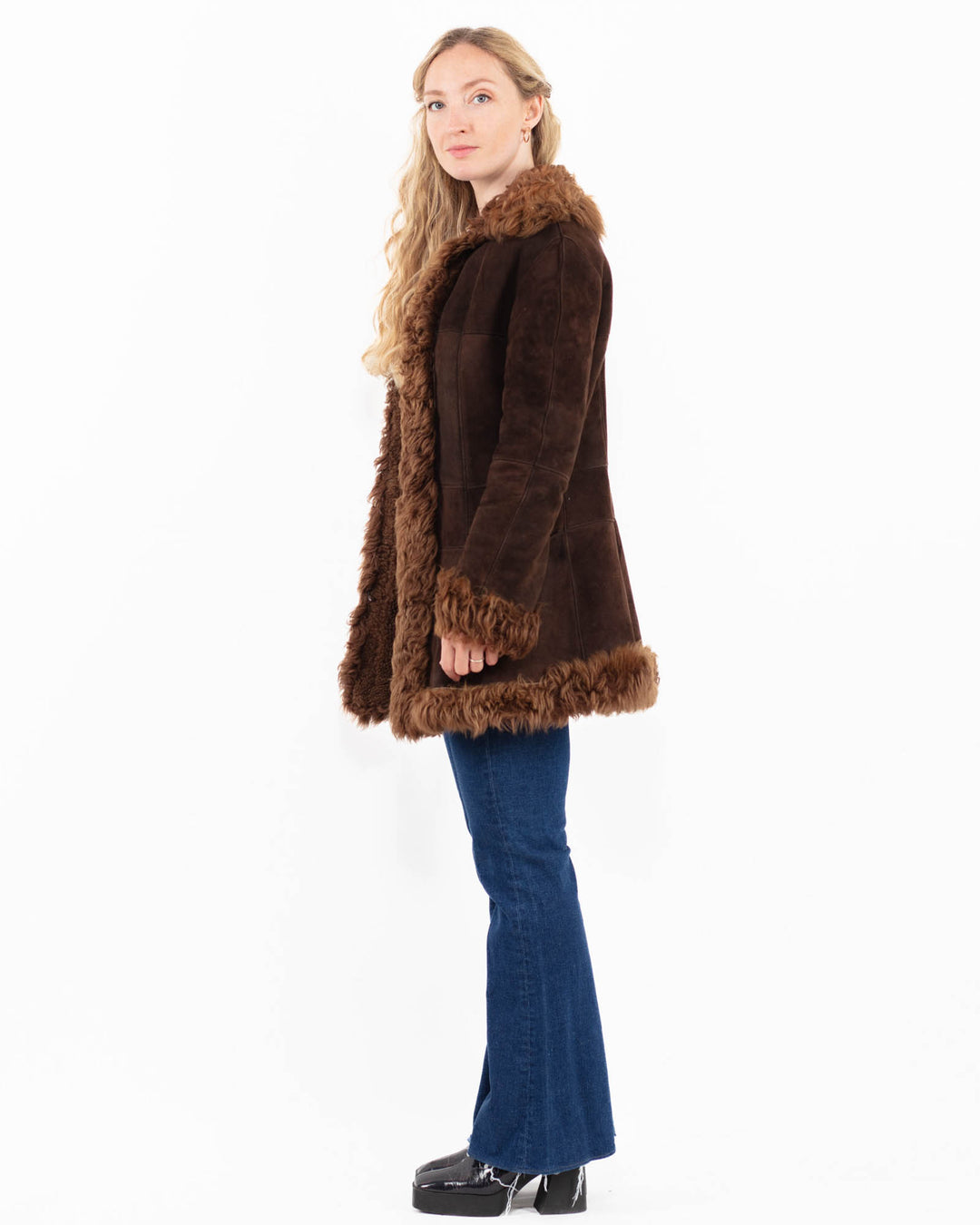 Vintage 70's Women Sheepskin Coat in BrownA0028