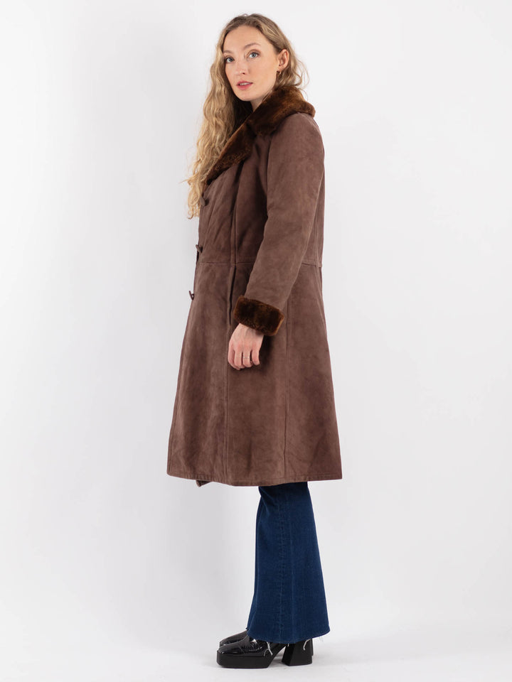 Vintage 70's Women Sheepskin Coat in Brown