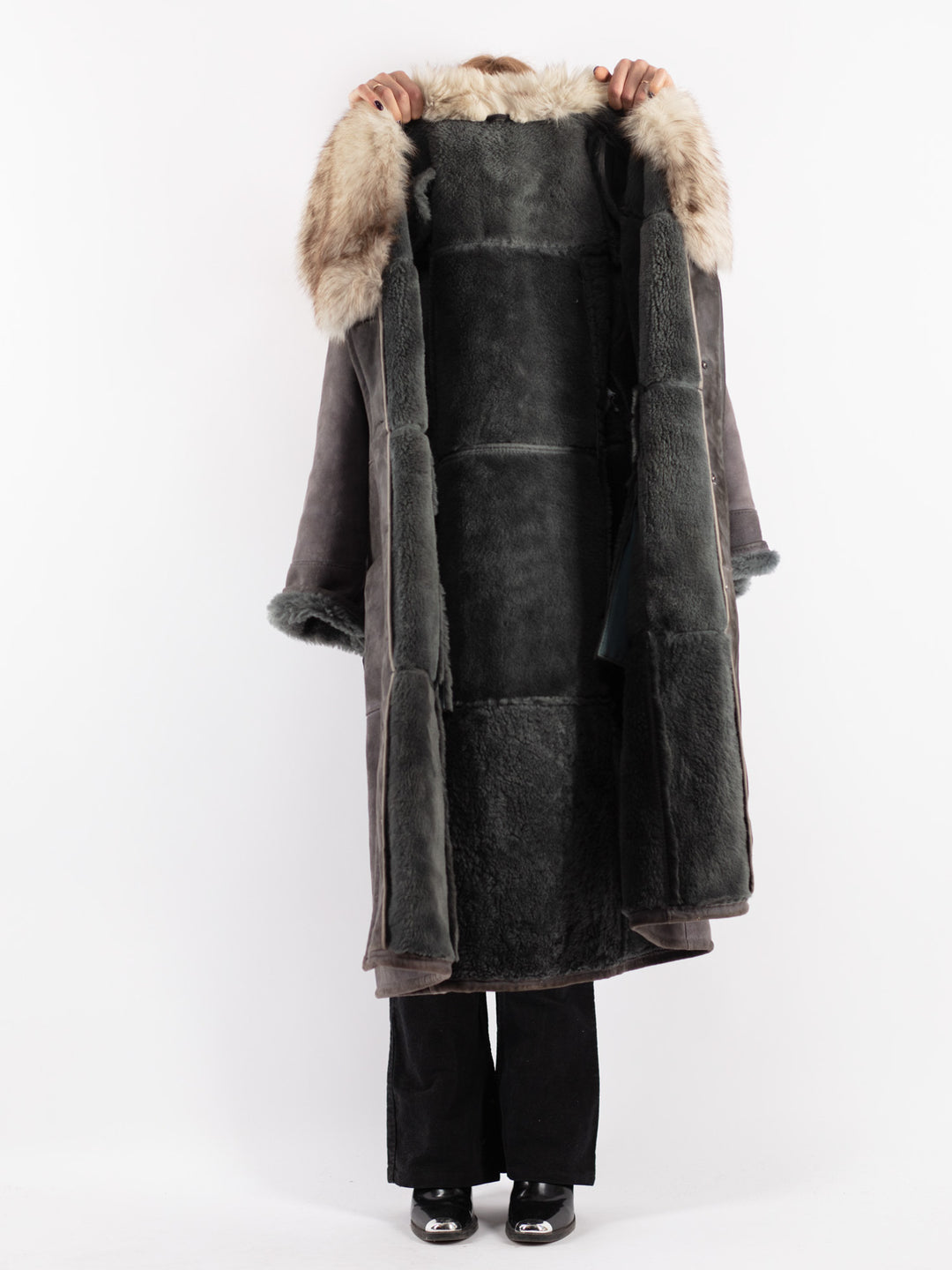 Vintage 70's Women Sheepskin Shearling Coat in Gray