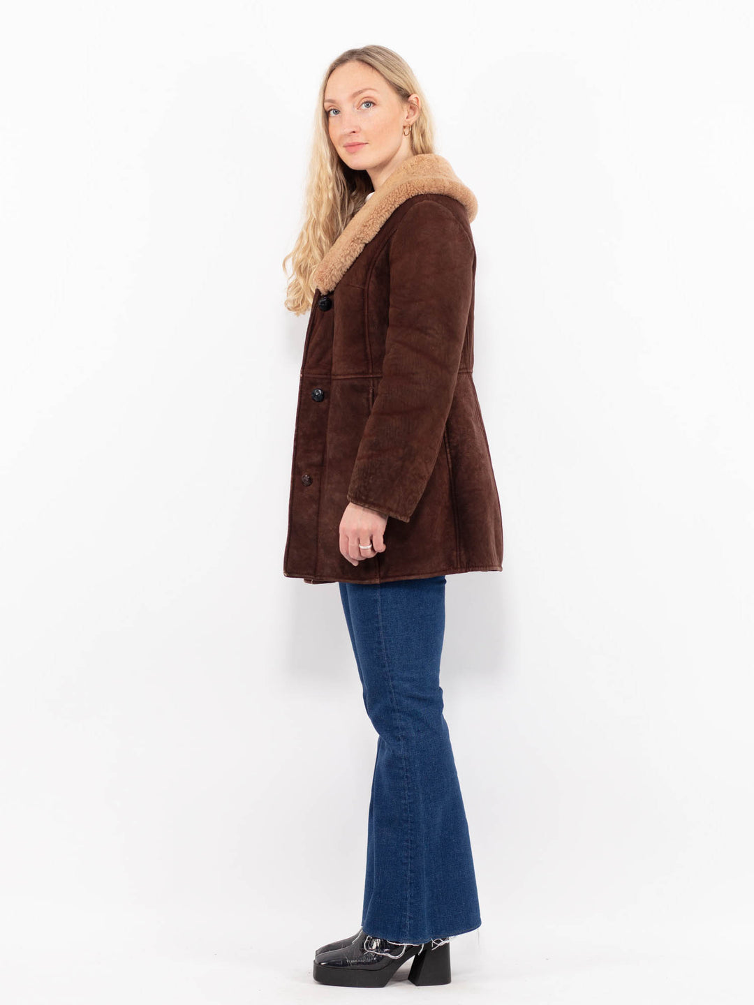 Vintage 70's Women Sheepskin Coat in BrownA1062
