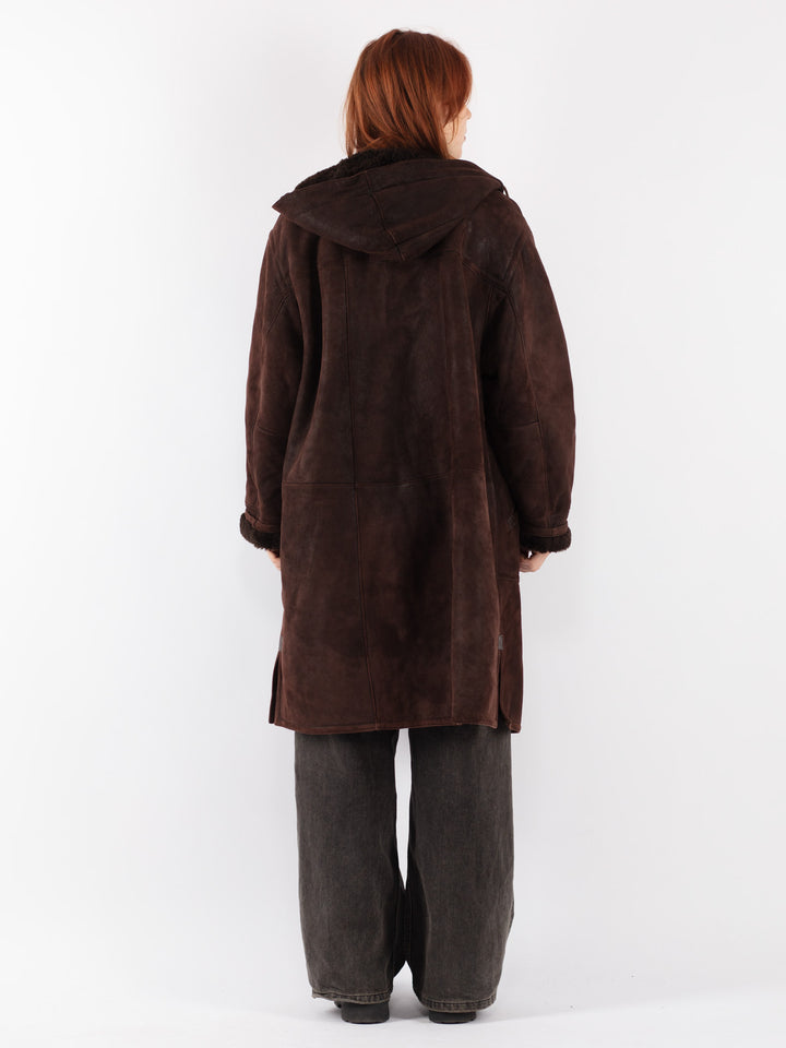 Vintage 70's Women Hooded Sheepskin Coat in Brown - NorthernGrip