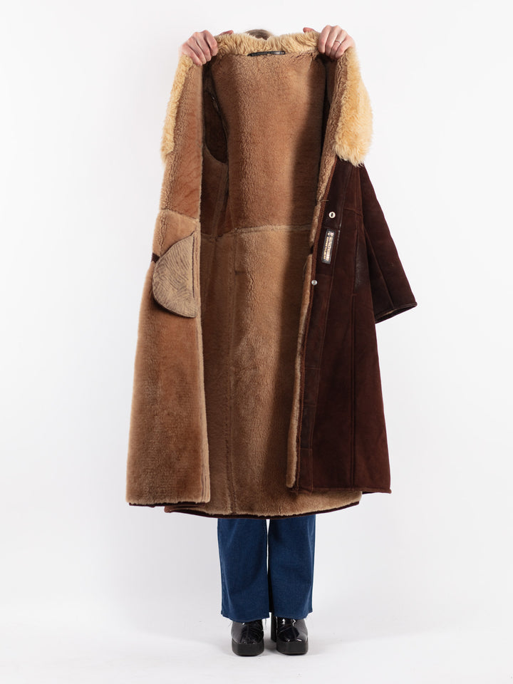 Vintage 70's Women Sheepskin Coat in Brown