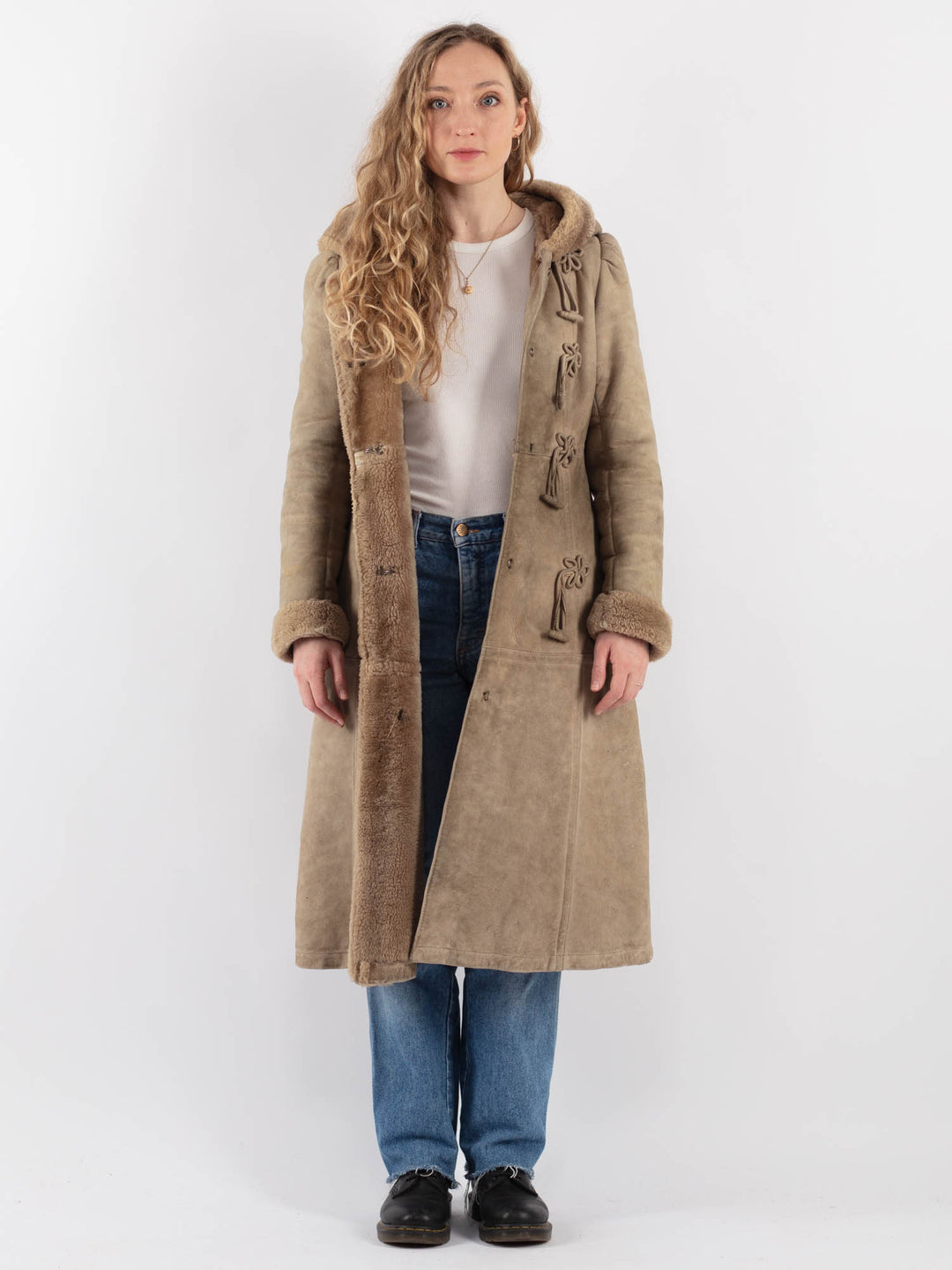 Vintage 70's Women Sheepskin Coat in BeigeV9271