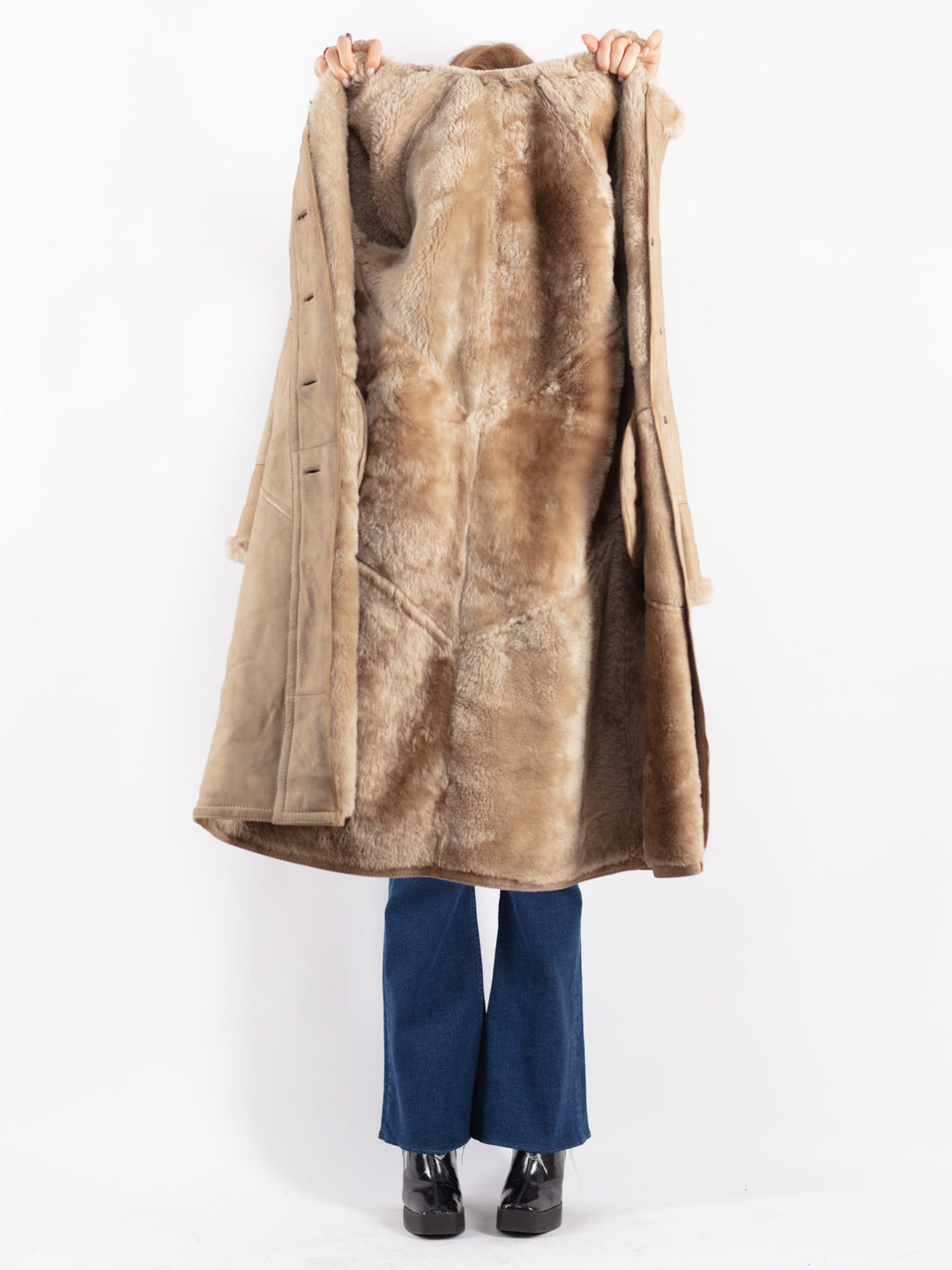 Vintage 70's Women Sheepskin Coat in Beige