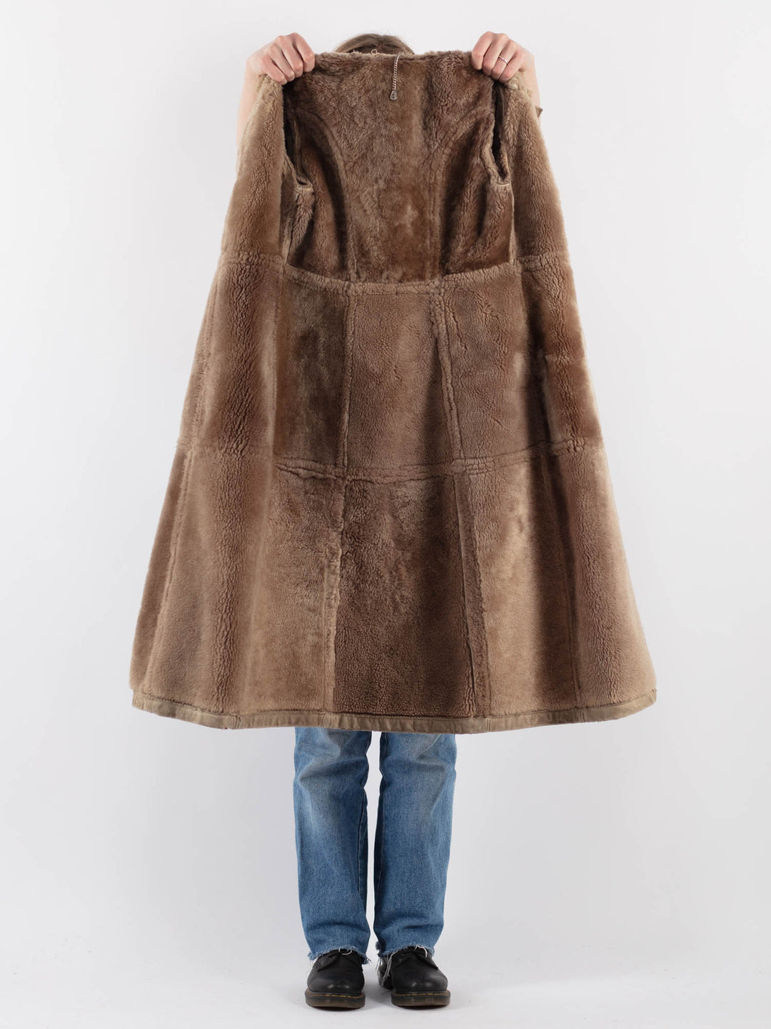 Vintage 70's Women Sheepskin Coat in BeigeV9271