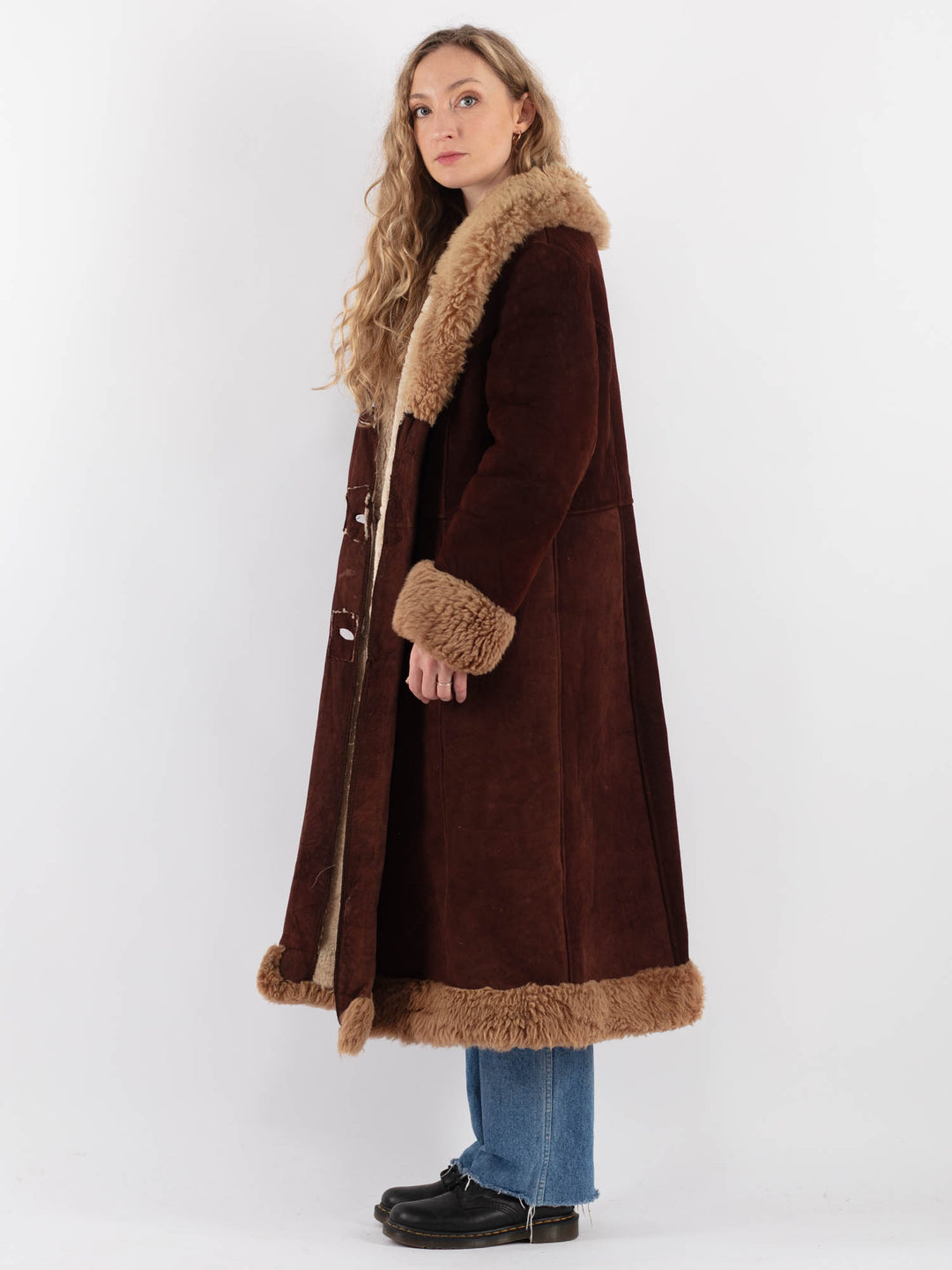 Vintage 70's Women Sheepskin Coat in BrownV9272