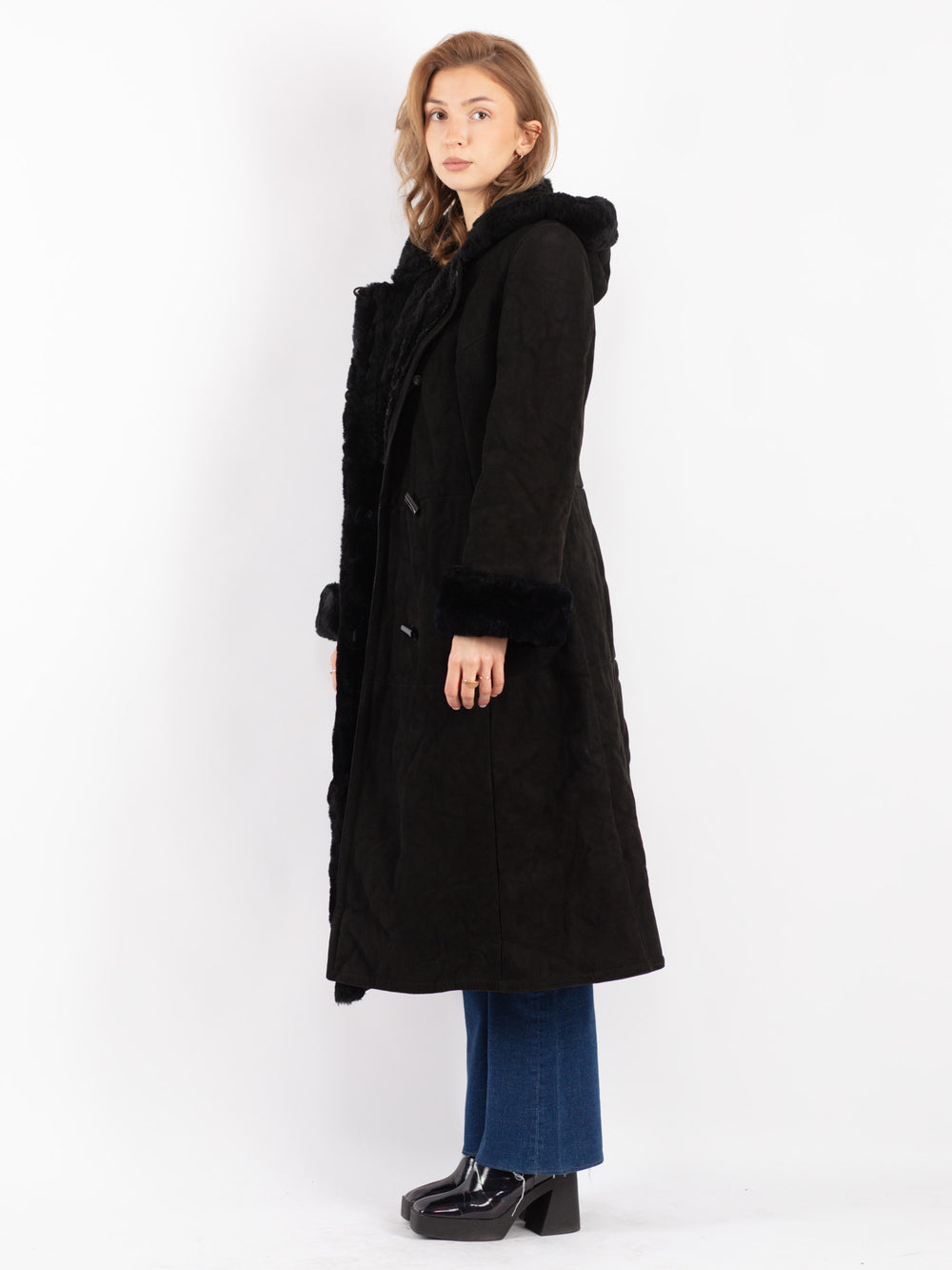 Vintage 70's Women Sheepskin Coat in Black
