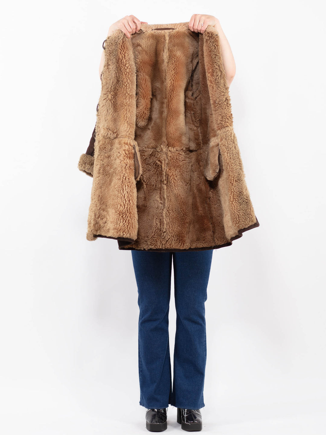 Vintage 70's Women Sheepskin Coat in BrownA0442
