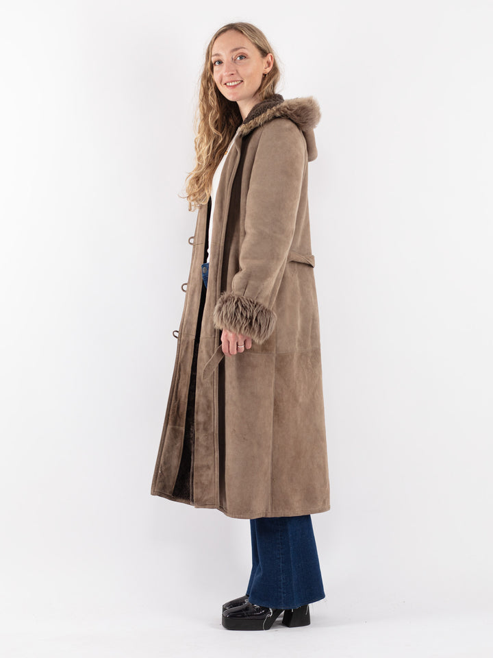Vintage 80's Women Sheepskin Coat in Beige