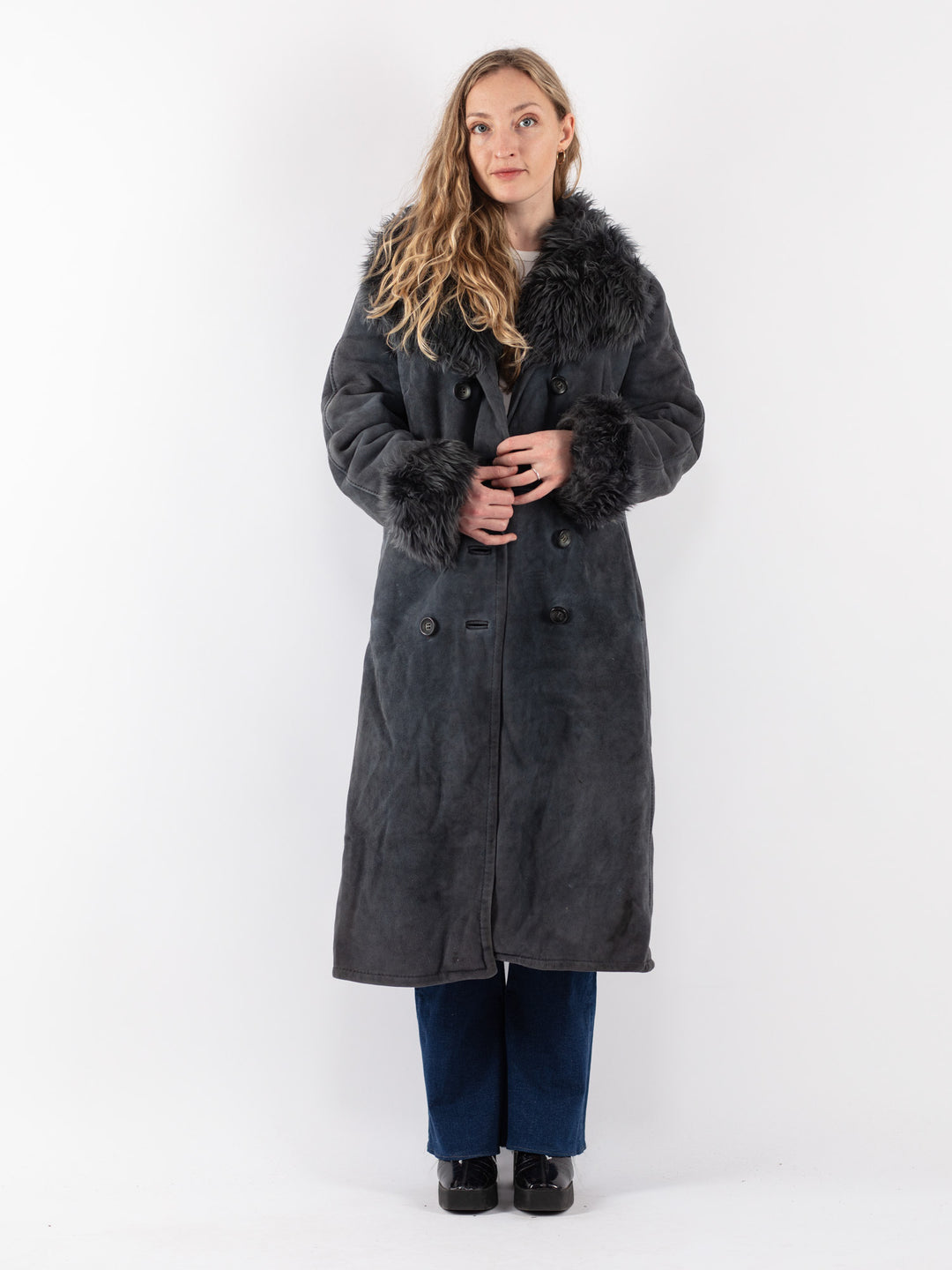 Vintage 70's Women Sheepskin Coat in Gray