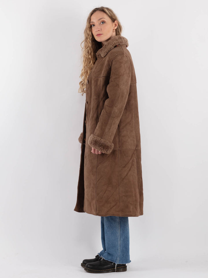 Vintage 70's Women Sheepskin Coat in BrownV9280