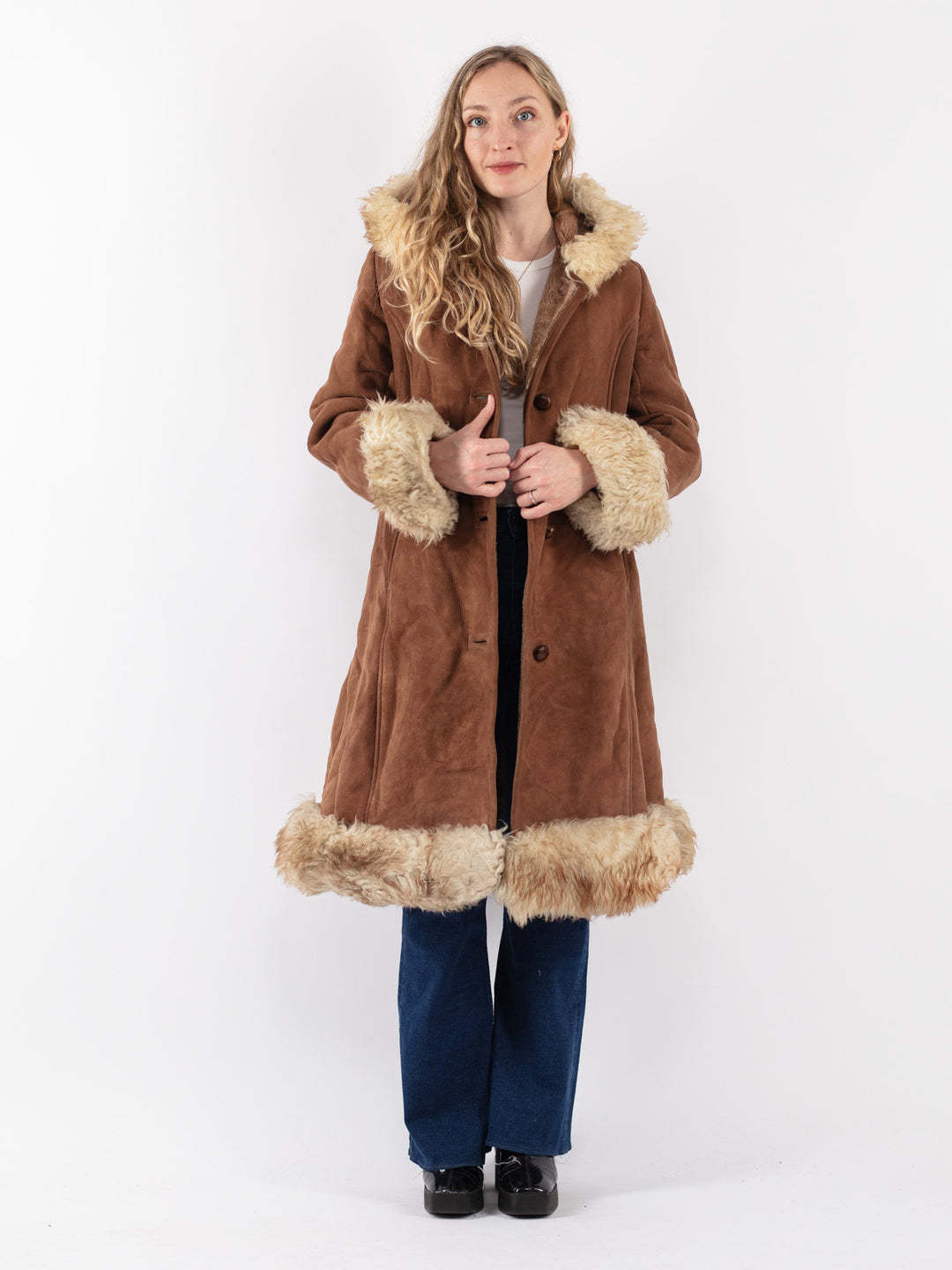 Vintage 70's Women Sheepskin Coat in Brown