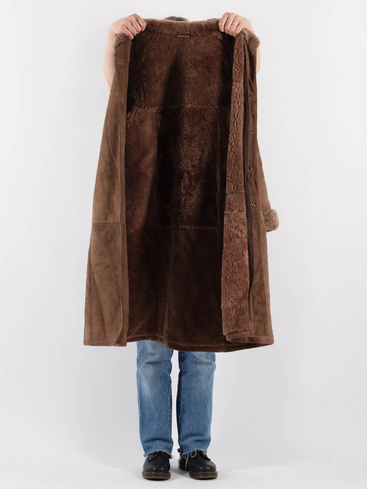 Vintage 70's Women Sheepskin Coat in BrownV9280