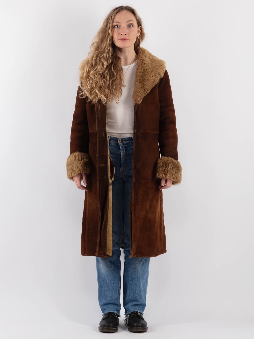 Vintage 70's Women Sheepskin Shearling Coat in BrownV9281