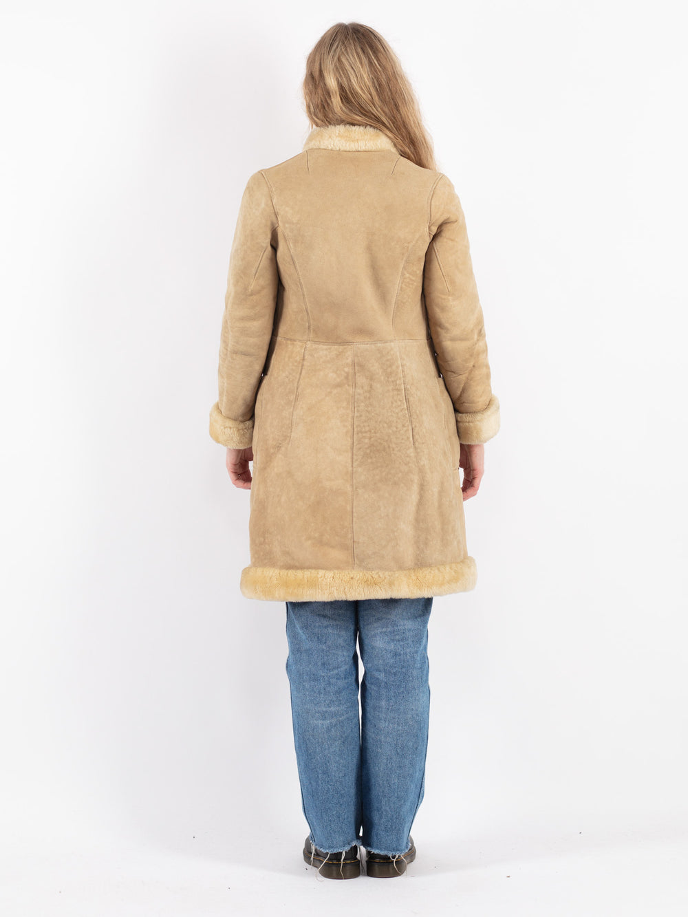 Vintage 70's Women Sheepskin Coat in Beige