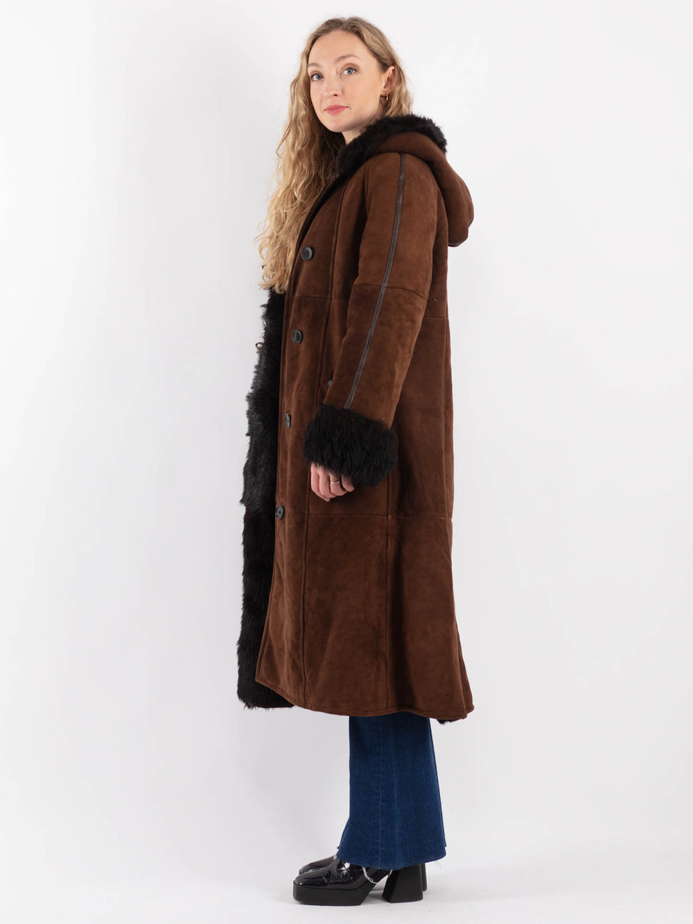 Vintage 70's Women Sheepskin Coat in BrownV9191