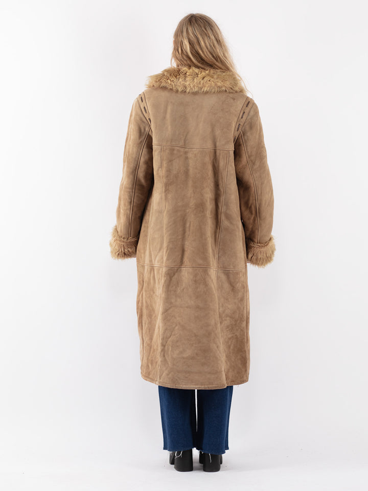 Vintage 70's Women Sheepskin Coat in Beige