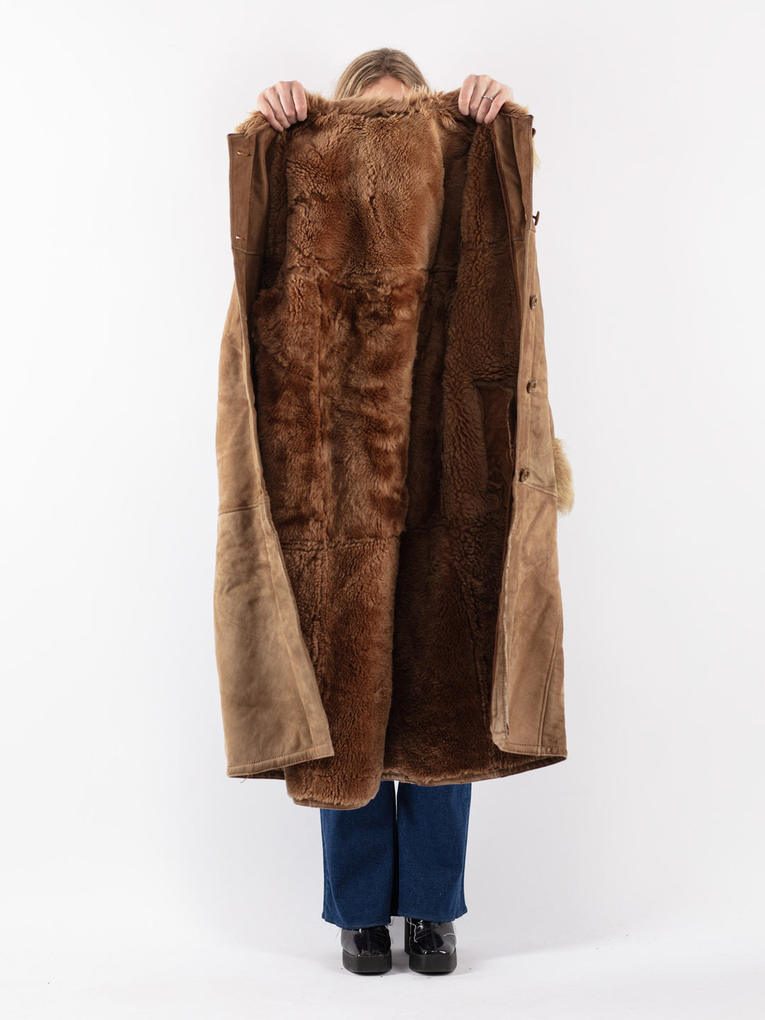 Vintage 70's Women Sheepskin Coat in Beige