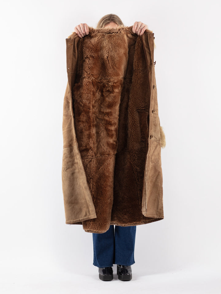 Vintage 70's Women Sheepskin Coat in Beige