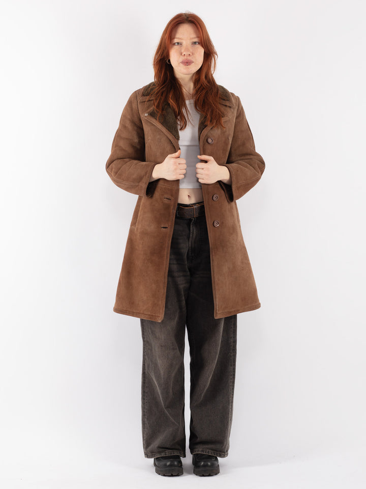 Vintage 70's Women Sheepskin Coat in Brown