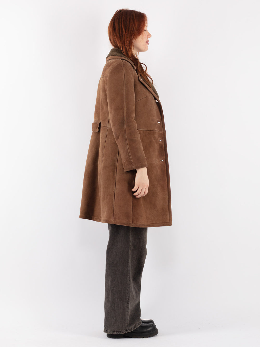 Vintage 70's Women Sheepskin Coat in Brown