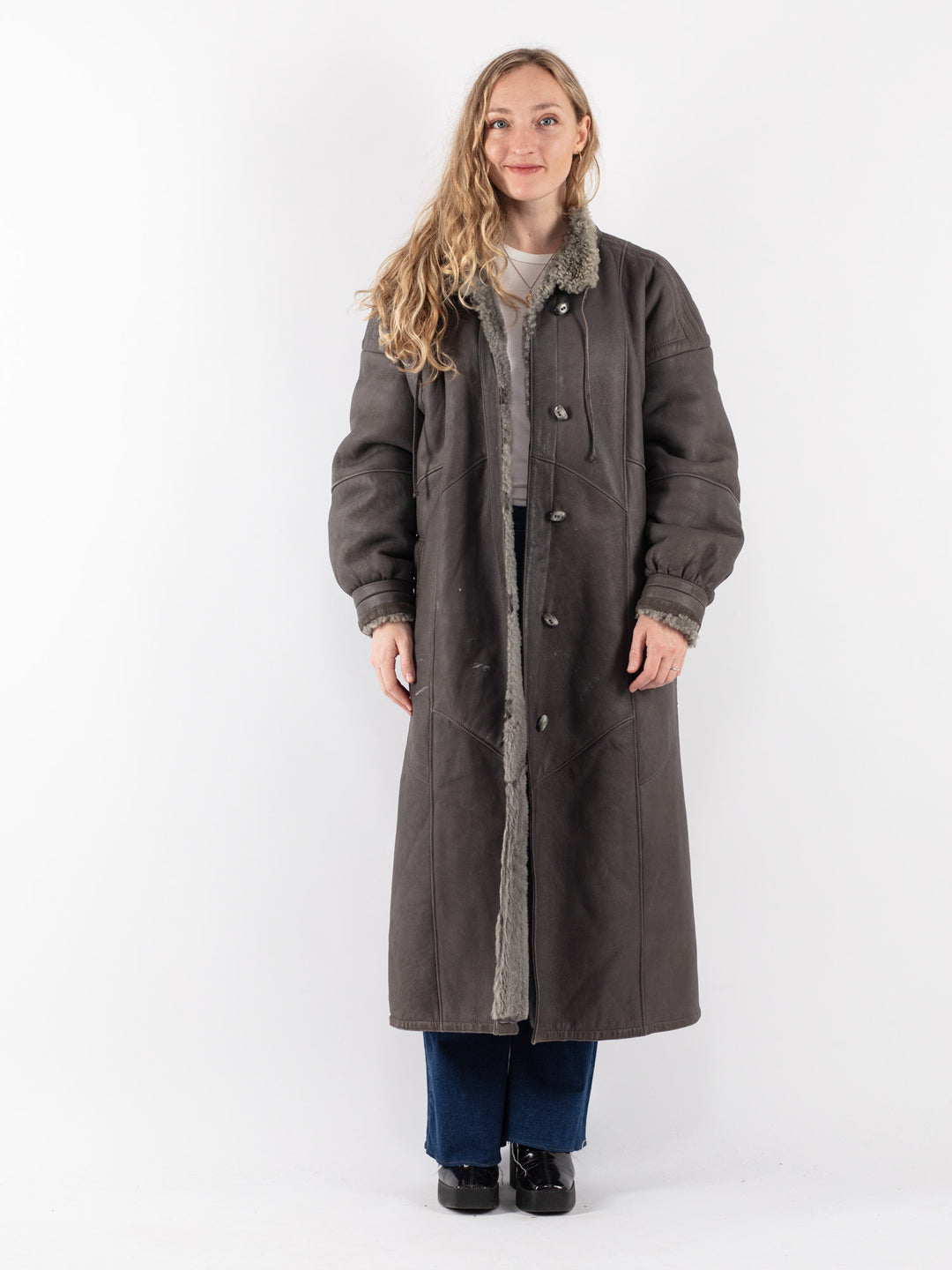 Vintage 70's Women Sheepskin Coat in Gray