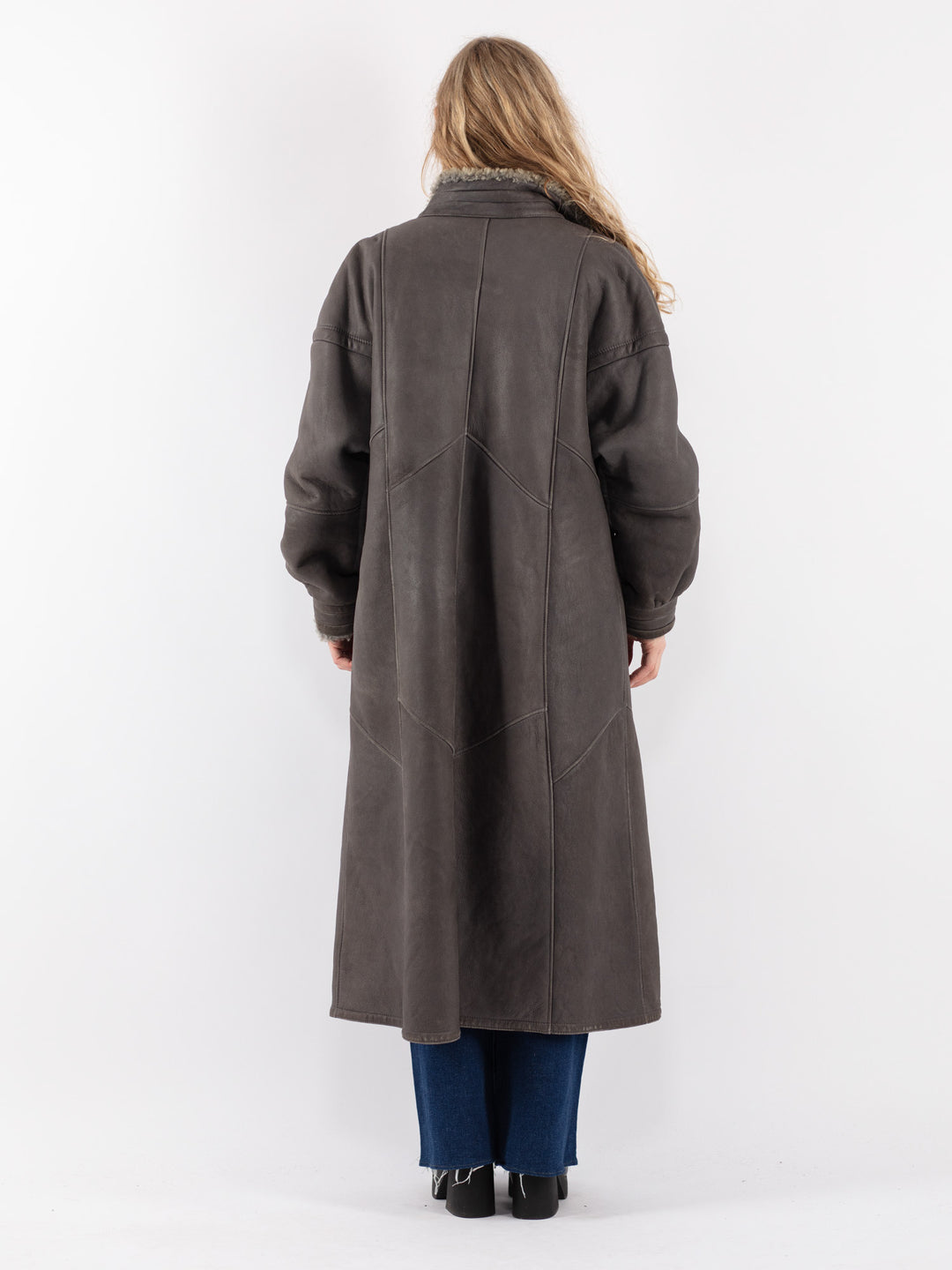 Vintage 70's Women Sheepskin Coat in Gray
