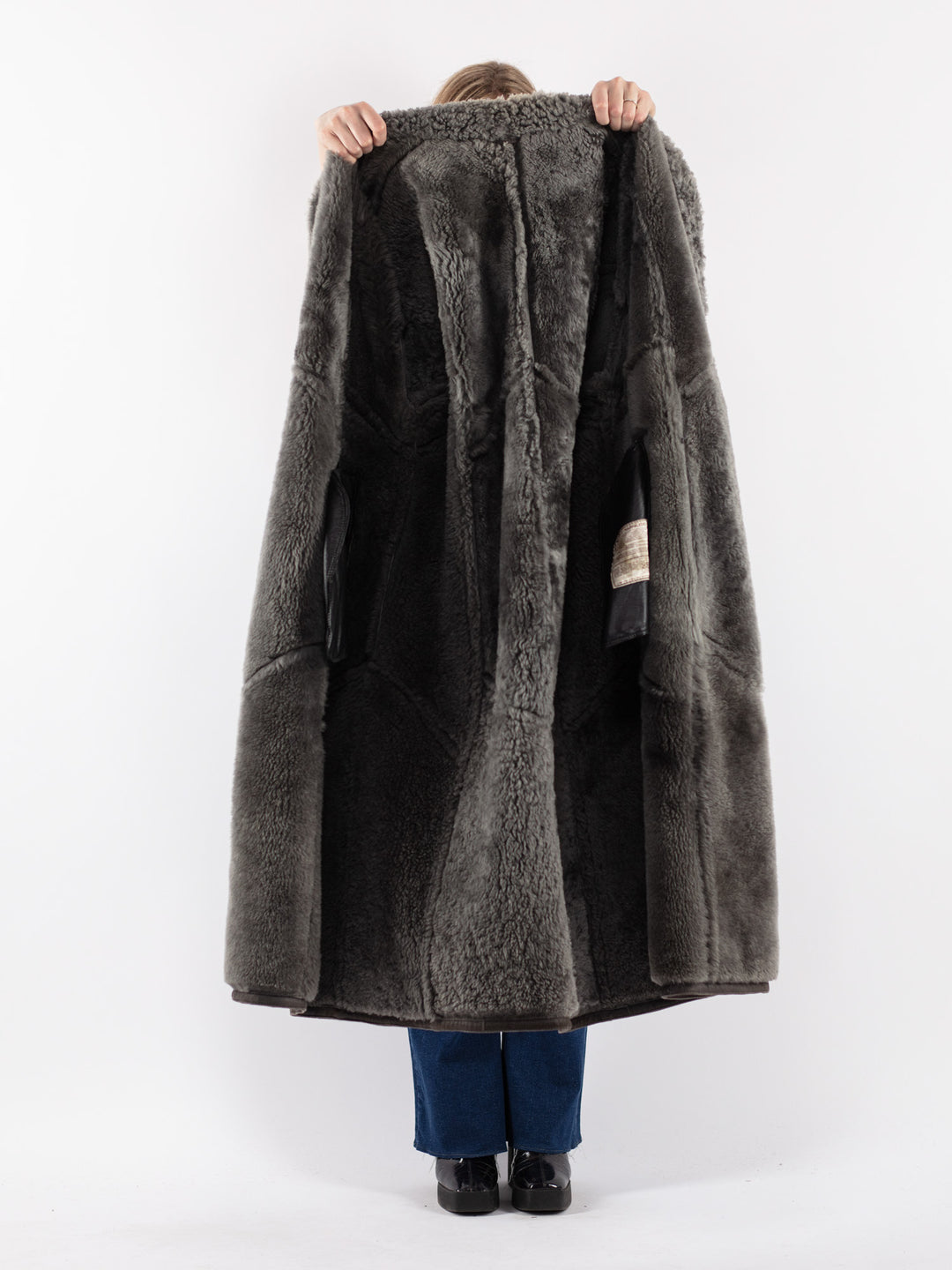 Vintage 70's Women Sheepskin Coat in Gray