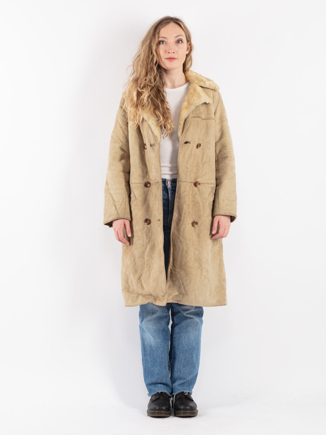 Vintage 70's Women Sheepskin Coat in BeigeV9087