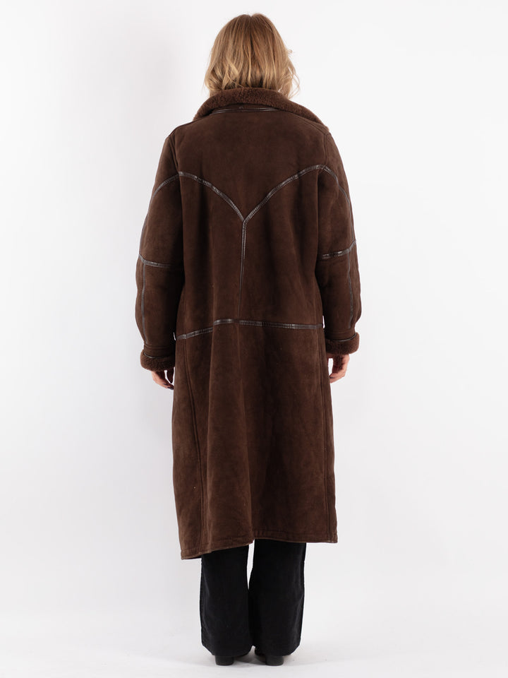 Vintage 70's Women Sheepskin Coat in Brown