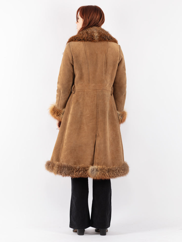 Vintage 70's Women Sheepskin Coat in Brown
