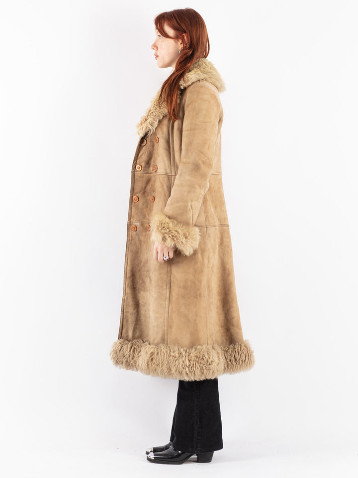 Vintage 70's Women Sheepskin Coat in BeigeV8397
