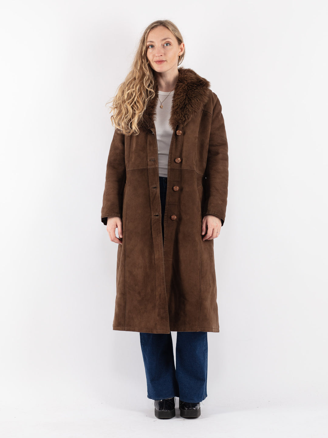 Vintage 70's Women Sheepskin Coat in Brown