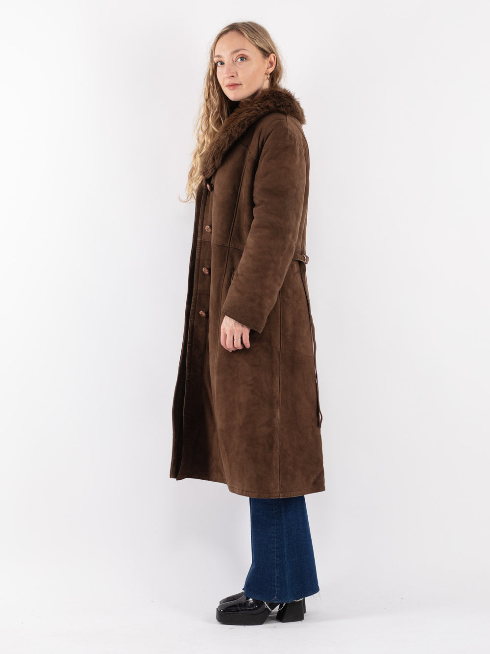 Vintage 70's Women Sheepskin Coat in Brown
