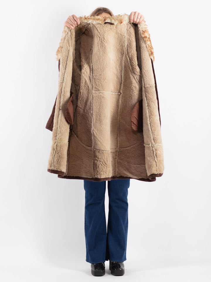 Vintage 70's Women Sheepskin Coat in BrownV9194