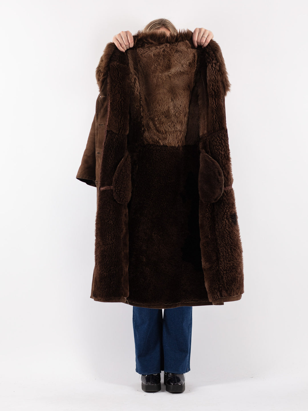 Vintage 70's Women Sheepskin Coat in Brown