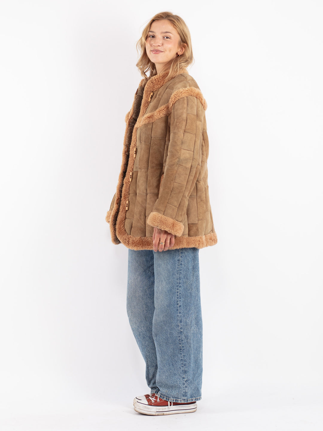 Vintage 70's Women Sheepskin Coat in Beige